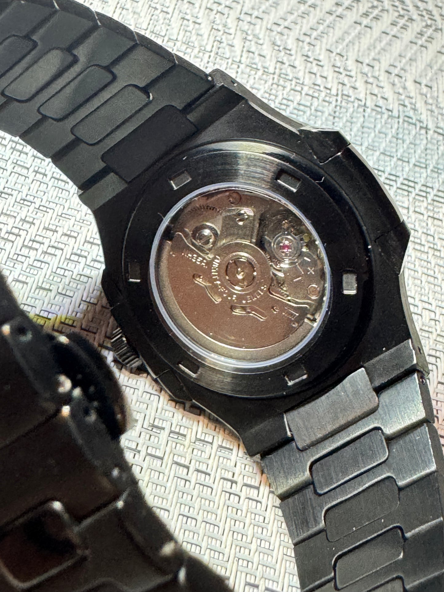 NAUTILUS BLACK CHERRY MOD